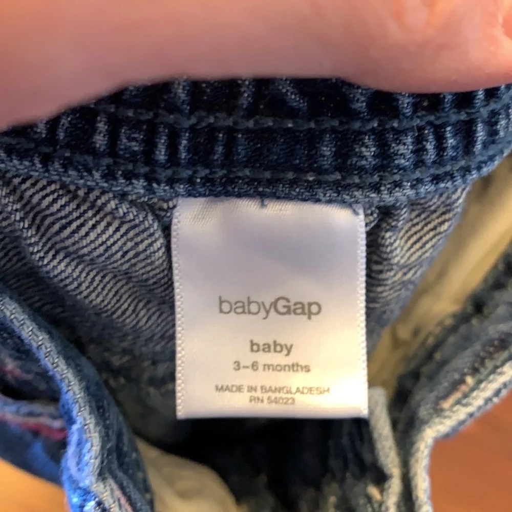 Gap - 3-6 month baby denim,‎ embroidered